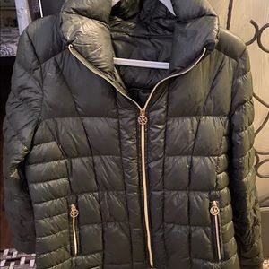 Michael Kors puffy jacket color: Khaki Green